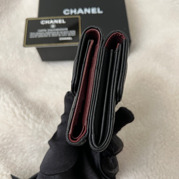 Auth Chanel Classic Quilted Twin Face Flap Compact Wallet - Rare - Picture 10 of 16